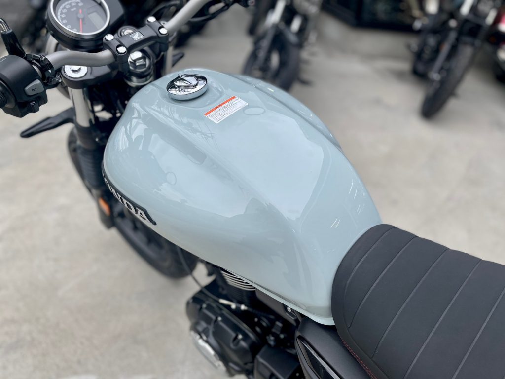 GB350S新色「プコブルー」！ | Honda Dream 府中